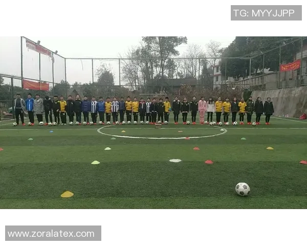 康老师足球教学新理念探索与实践分享助力青少年成长与发展